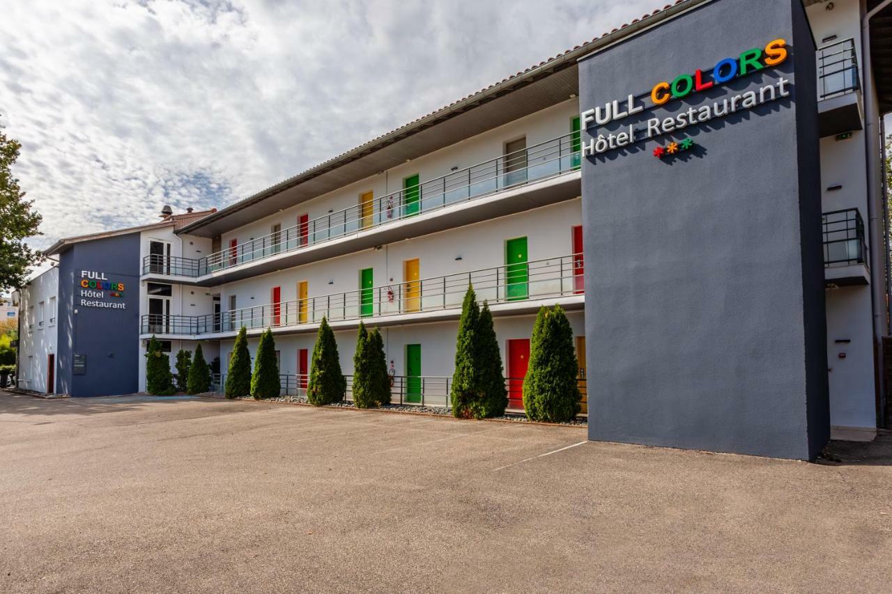 Hotel Full Colors Craponne Bagian luar foto